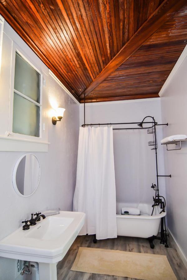 Blue Sky Manor Hotel Interlachen Ngoại thất bức ảnh